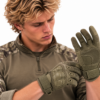 Taktik Eldivenlerini İnceleyen Askeri Model Taktik Combat FlexShield 511 Model Motosiklet Operasyon Outdoor Sport Korumalı Tam Uzun Eldiven - Haki